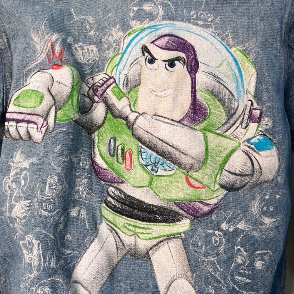 Disney Store Studio Collection Kids XS 4 Buzz Lightyear Toy Story Jean Jacket - Picture 2 of 8